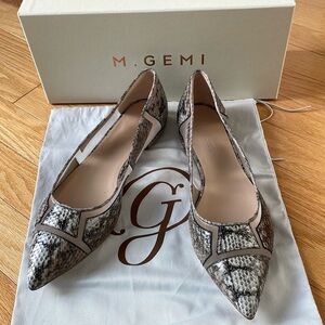 NIB M Gemi pointed flats 39.5